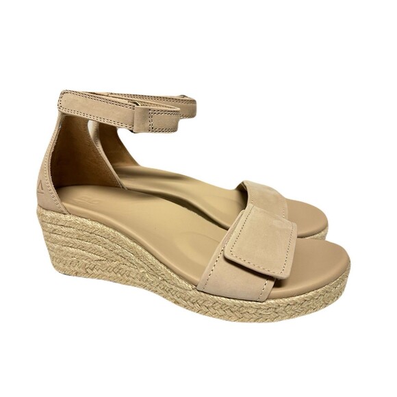 NEW ABEO Womens Size 7 Riviera Ankle Wedge Sandal w Metatarsal Pad Sand Nubuck - Picture 2 of 10